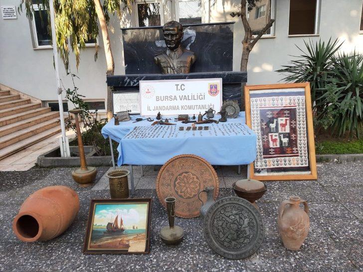 Tarihi eser kaçakçısı, evini müzeye çevirmiş G2