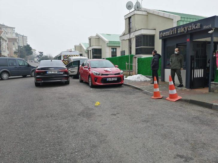 Kartal’da evinden çıkan kişiye sokak ortasında silahlı saldırı G4