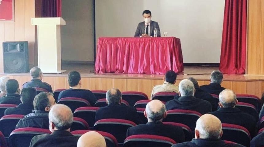 Kaymakam İnam muhtarlarla buluştu