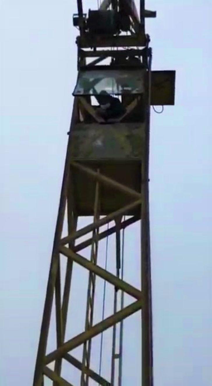 İntihar etmek isteyen şahsı belediye başkanı ikna etti G2