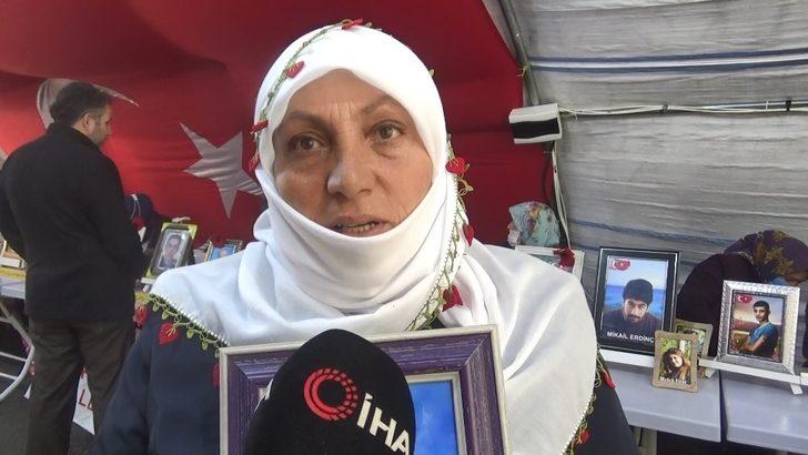 HDP önündeki aileler kararlılıkla evlatlarından gelecek haberi bekliyor G2