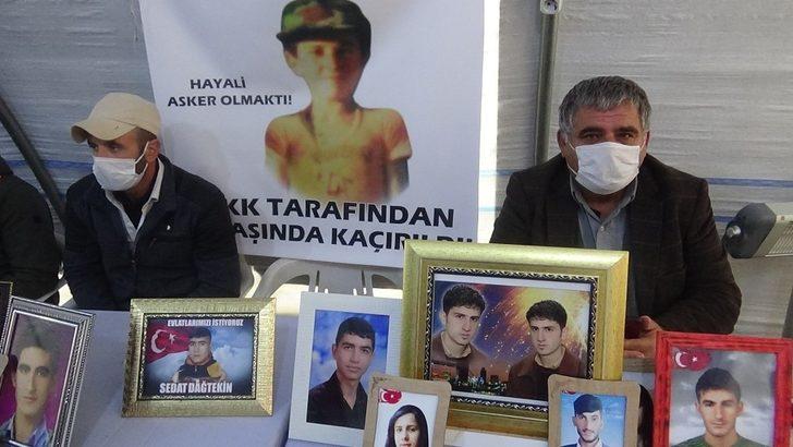 HDP önündeki aileler kararlılıkla evlatlarından gelecek haberi bekliyor G3