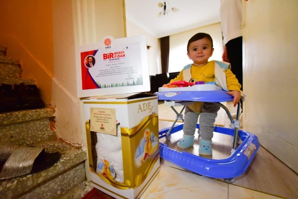 Karesi Belediyesi&rsquo;nden yeni doğan her bebeğe bir fidan