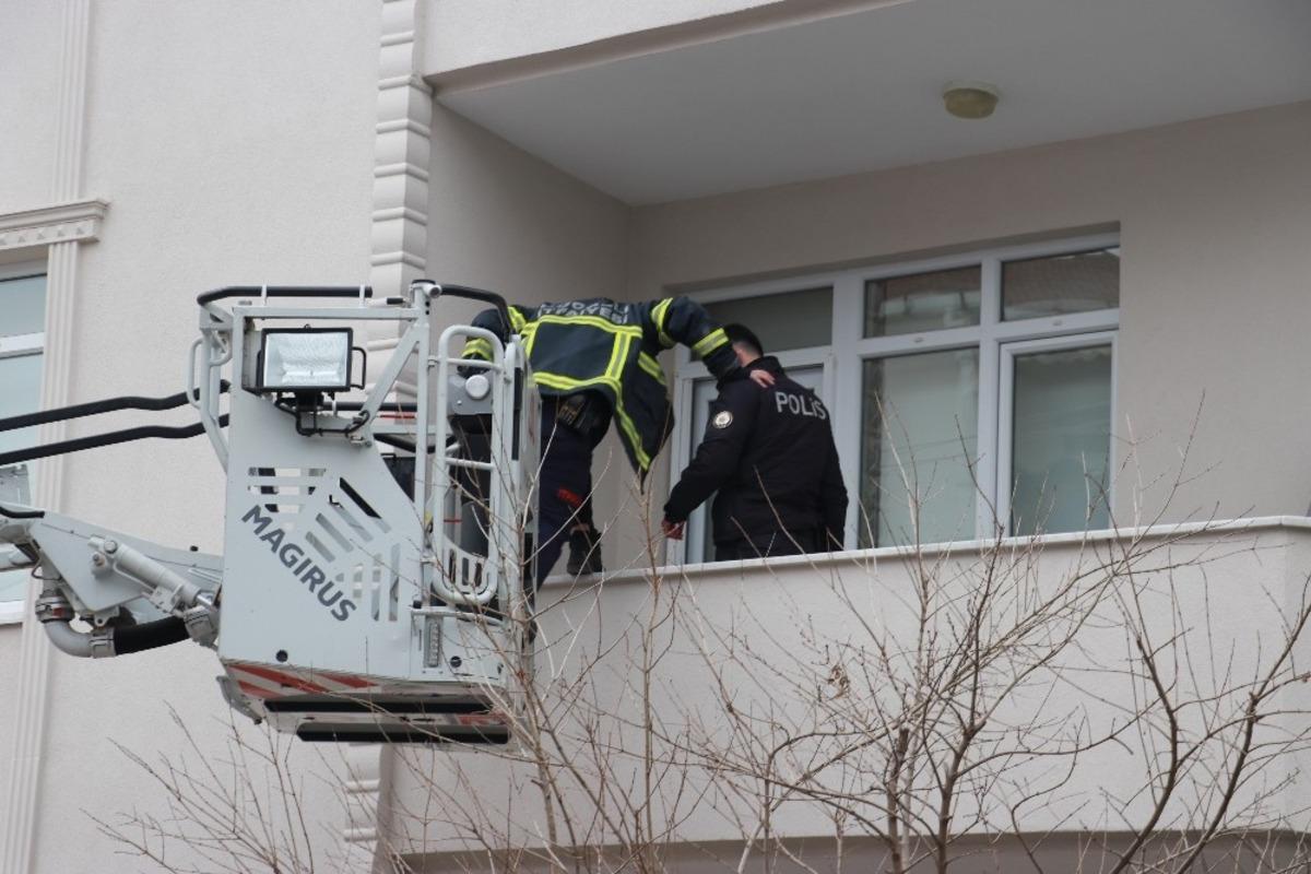 2 g&uuml;nd&uuml;r kayıp olan otel &ccedil;alışanını bulmak i&ccedil;in 2 kapı kırdılar