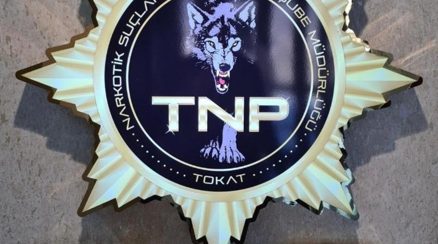 Otogarda yakalanan şahsın valizinden esrar çıktı