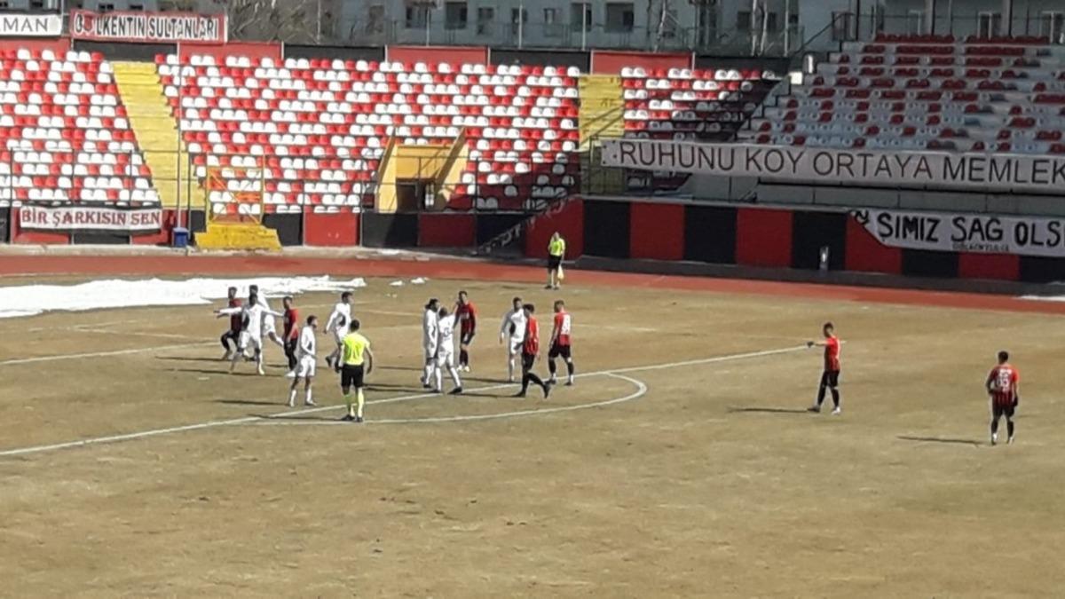 2. Lig: Vanspor FK: 1 - Karacabey Belediye Spor: 2