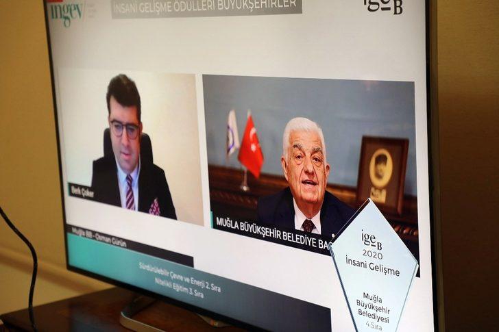 Muğla Büyükşehir’e İnsani Gelişme ödülü G4