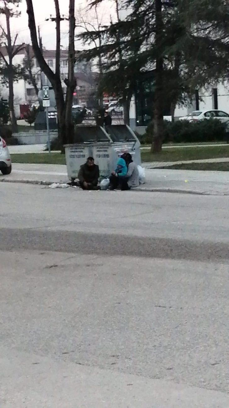 Lüks araçla dilenmeye geldiler, zabıtaya yakalandılar G2