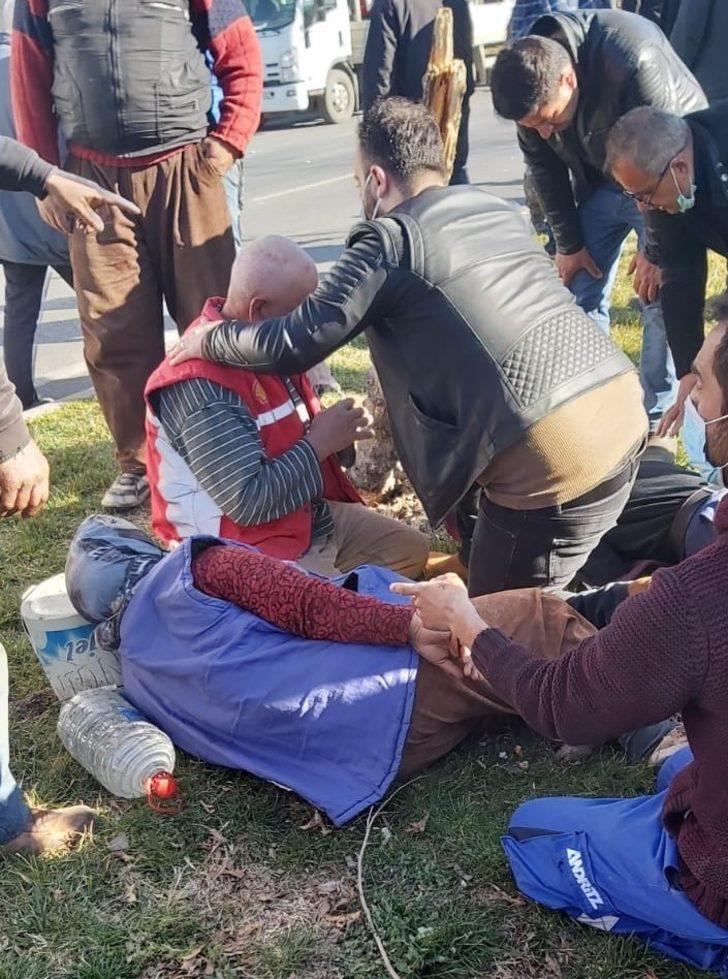 Tırın çarptığı araç savrularak taklalar attı: 3 yaralı G4