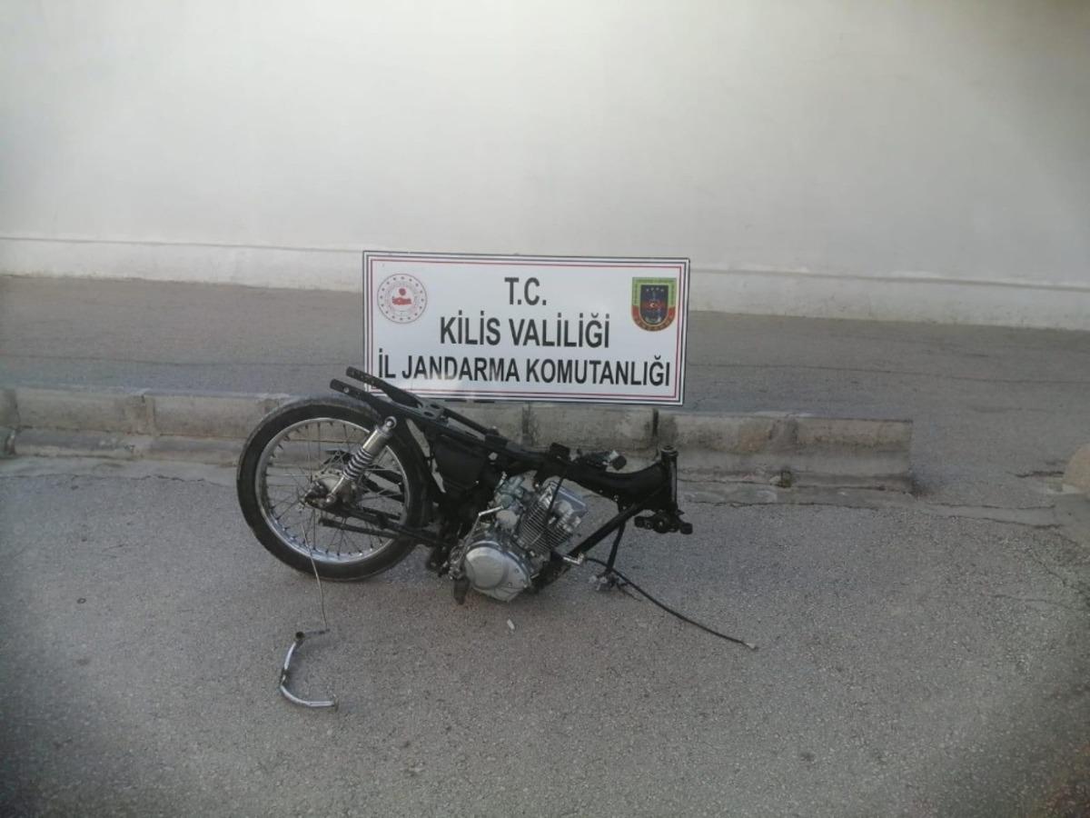 Kilis&rsquo;te motosiklet hırsızı 3 ş&uuml;pheli tutuklandı