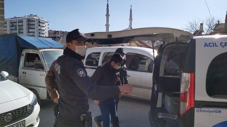 Konya’da 7. kattan atlamak isteyen kişi polis ikna etti G2