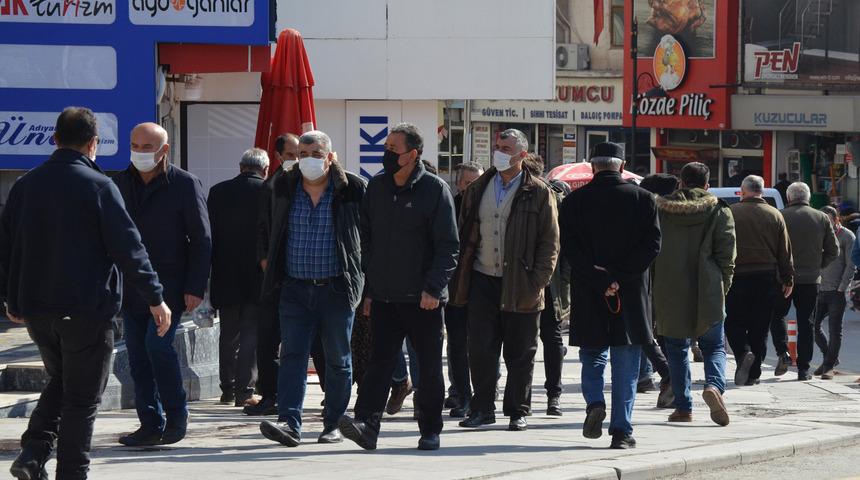 'Turuncu' listeden 'kırmızı' listeye geçen kentte tepki çeken görüntü