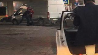 Başakşehir'de maganda dehşeti! Önce çarptı sonra dövdü