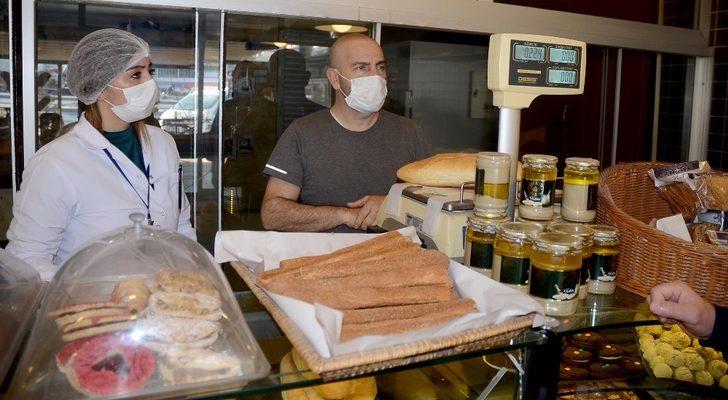 Kuşadası’nda saklama şartlarına uymayan 22,5 kilo unlu mamul imha edildi G3