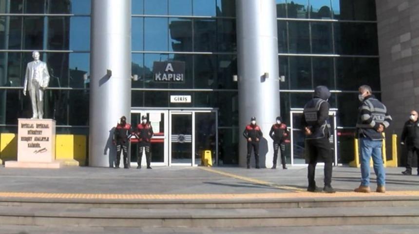 Zimmetine 5 milyon lira geçiren icra müdür yardımcısı gözaltına alındı