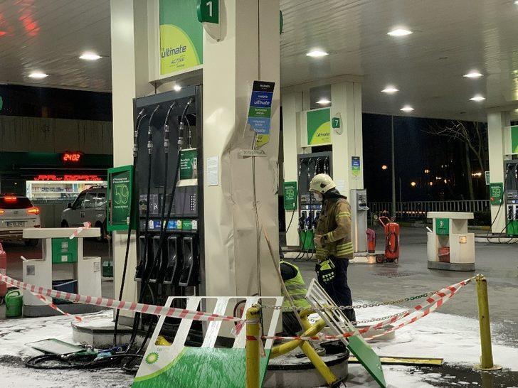 Lüks cip kontrolden çıkarak benzinliğe daldı: 4 yaralı G3