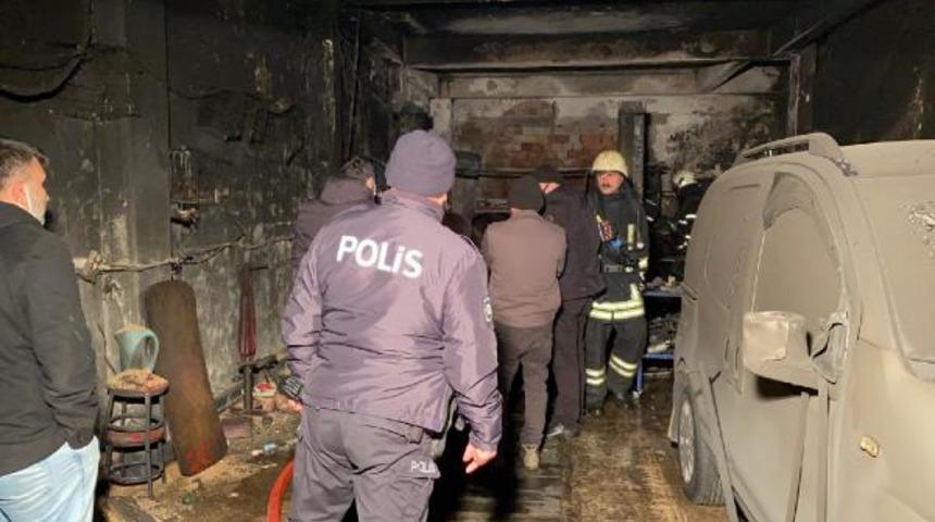 Oto tamirhanesinin yandığını gören iş yeri sahibi sinir krizi geçirdi