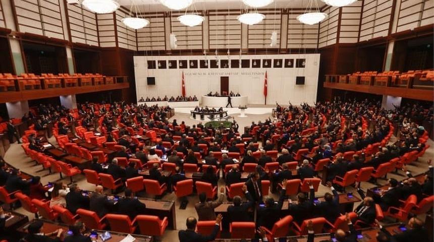 Meclis'teki partiler dokunulmazlık dosyaları hakkında ne d&uuml;ş&uuml;n&uuml;yor?