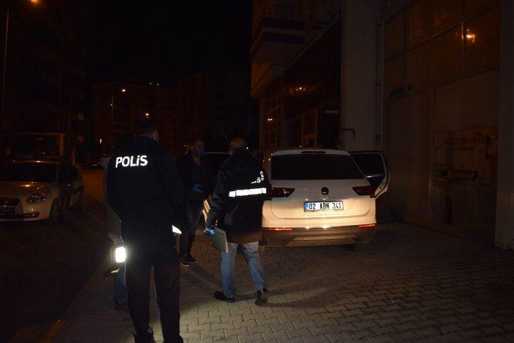Polisin ’dur’ ihtarına uymayarak kaçtı, aracının içinden 2 adet pompalı tüfek çıktı G1