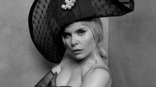 Paloma Faith, göğüslerine lahana koyup paylaştı! İşte sebebi