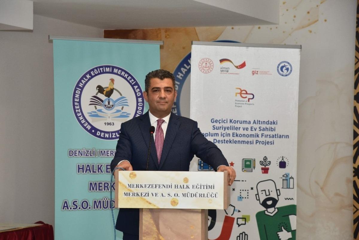 Milli Eğitim M&uuml;d&uuml;r&uuml; S&uuml;leyman Ekici; &ldquo;Her şey durur ancak eğitim duramaz&rdquo;