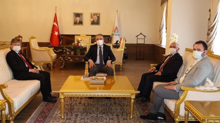 KOP Başkanı Şahin, Belediye Başkanı Savran&rsquo;ı ziyaret etti