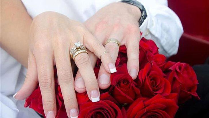 Sünnet, nişan ve kına yapılıyor mu? Sünnet, nişan ve kına yapmak yasak mı? G4