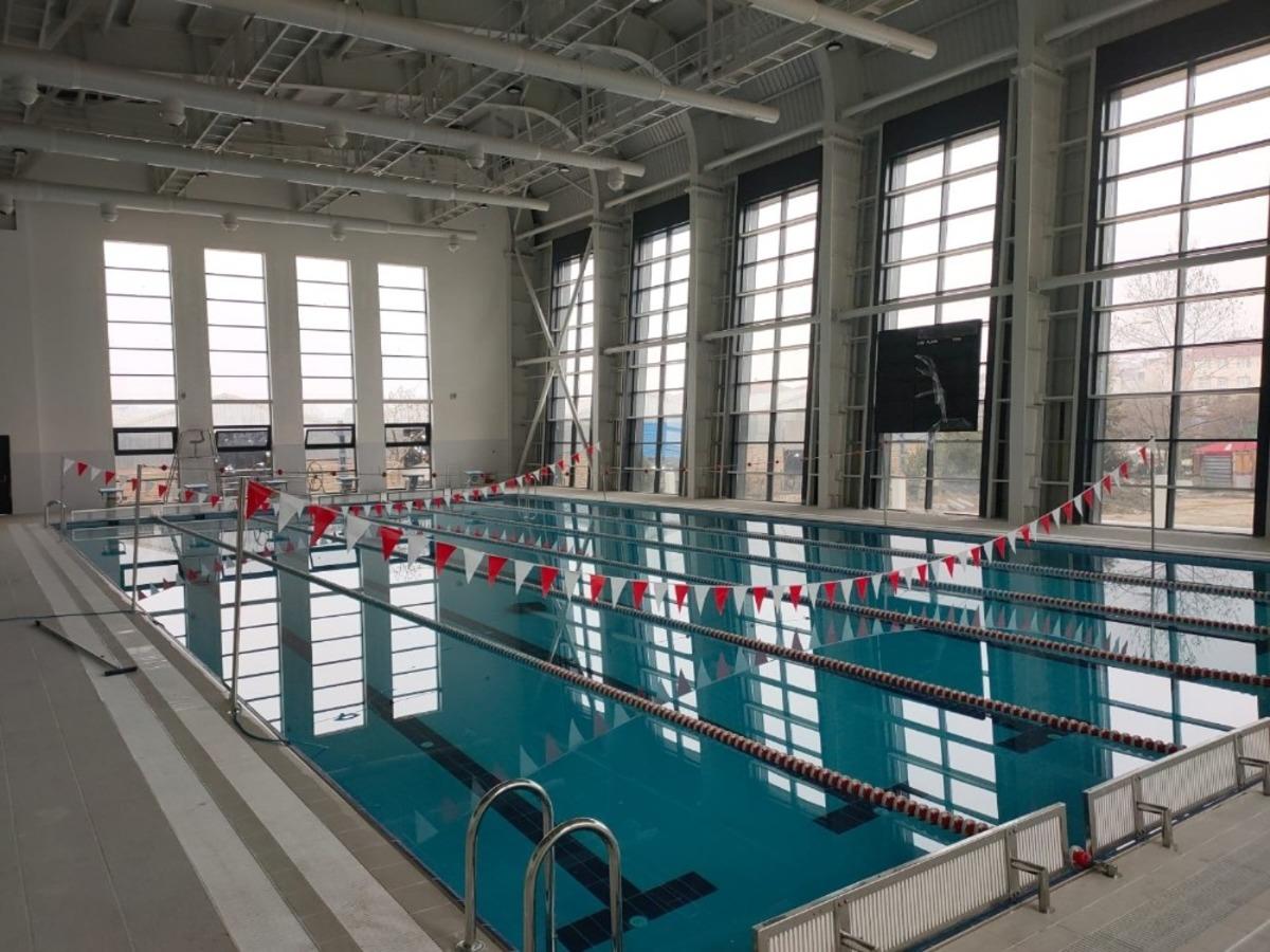 Kandıra Y&uuml;zme Havuzunda sona yaklaşıldı