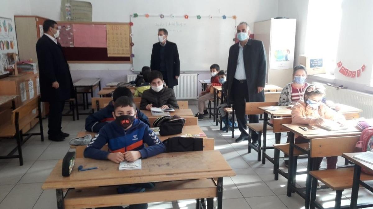 M&uuml;d&uuml;r Şen: &rsquo;&rsquo;Okullarımızda pandemi tedbirleri en &uuml;st seviyede&rsquo;&rsquo;