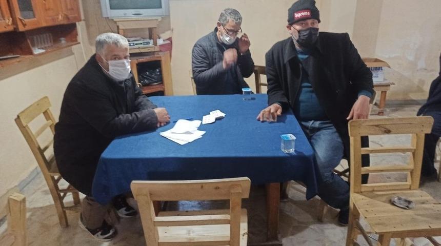 Samandağ&rsquo;da kıraathaneye kumar baskını