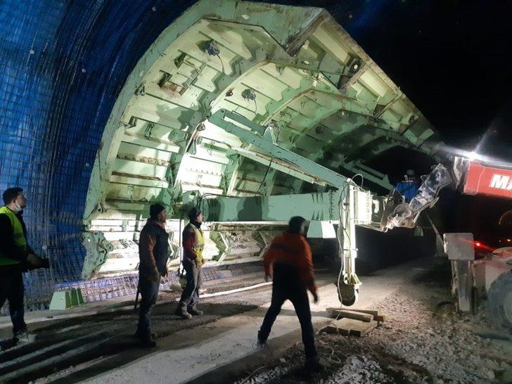 Türkiye’nin en uzun üçüncü tünelinde sona doğru G2