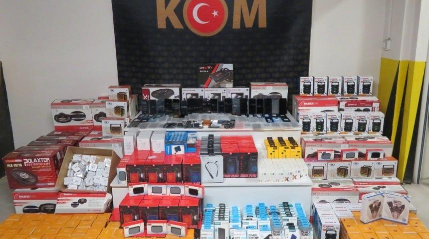 Elektronik eşya ka&ccedil;ak&ccedil;ılığı yapan 5 kişi yakalandı