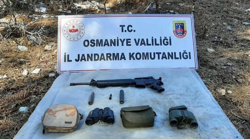 PKK&rsquo;ya ait sığınakta m&uuml;himmat ve yaşam malzemesi ele ge&ccedil;irildi