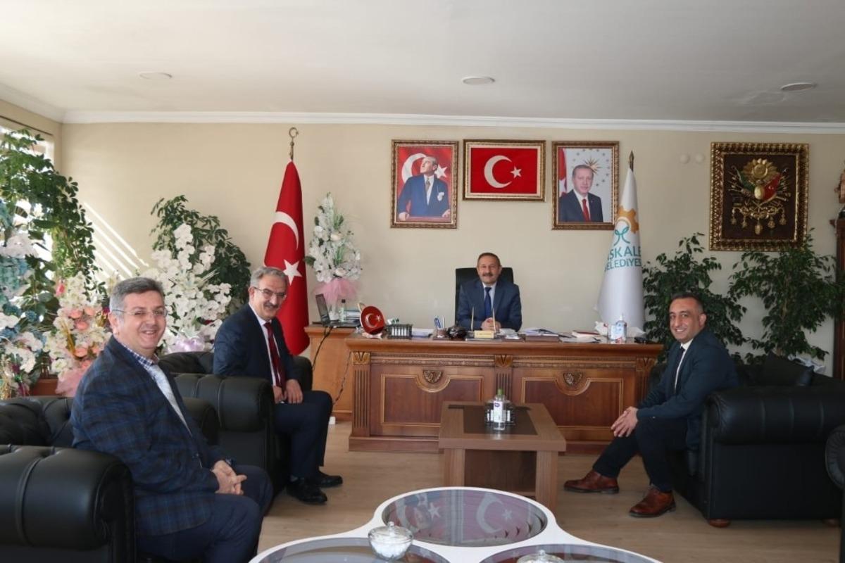 Mal M&uuml;d&uuml;r&uuml; &Uuml;nsal&rsquo;dan Başkan Yaptırmış&rsquo;a ziyaret