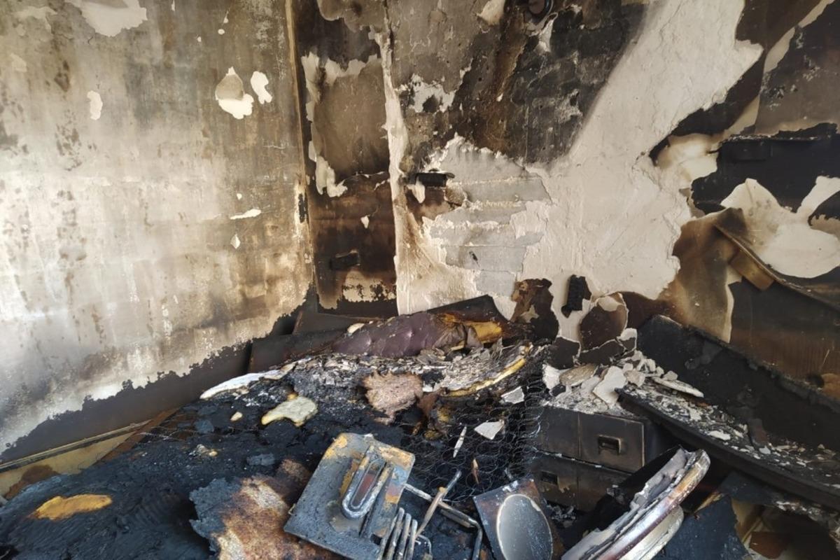 Kızıltepe&rsquo;deki otel yangınında m&uuml;şterilerin ka&ccedil;ış anı g&uuml;venlik kamerasına yansıdı