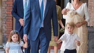 İngiliz kraliyet ailesinin kıyafet seçimleri de konuşuluyor! Kraliyet ailesi üyelerinin kıyafetlerinin altında yatan gizli mesajlar