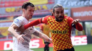  Göztepe'de Halil Akbunar kendini aştı