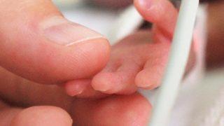 Erken doğum nasıl belirti veriyor?  Bir pedin tamamını dolduracak kadar bir ıslaklık varsa...