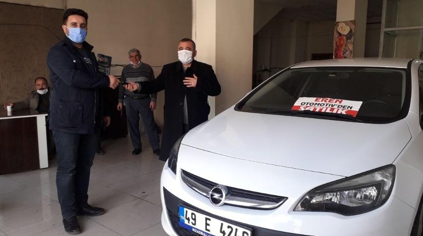 İkinci el otomobil almak i&ccedil;in kilometrelerce yol geldiler