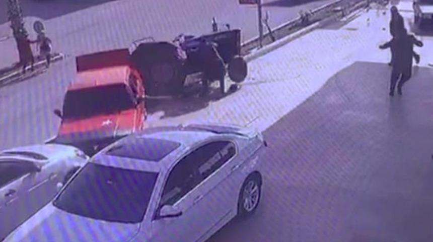 Antalya'da panik anları! Ortalık savaş alanına döndü