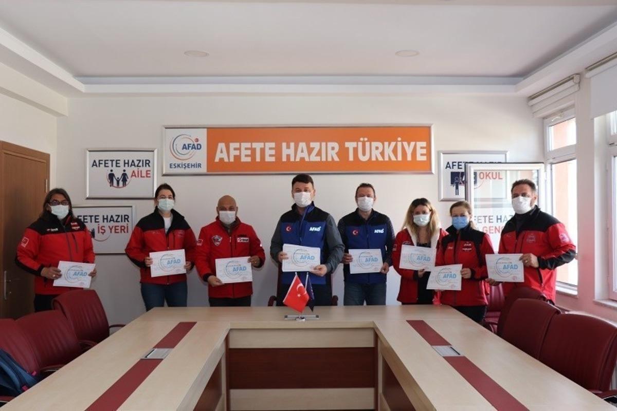 Dorlion&rsquo;a "Hafif Arama Kurtarma Eğitimi" katılım belgeleri verildi