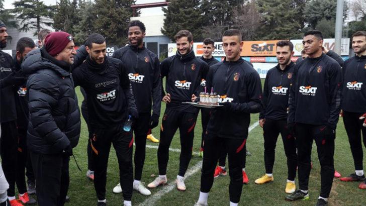 Galatasaray'da Younes Belhanda'nın doğum günü kutlandı