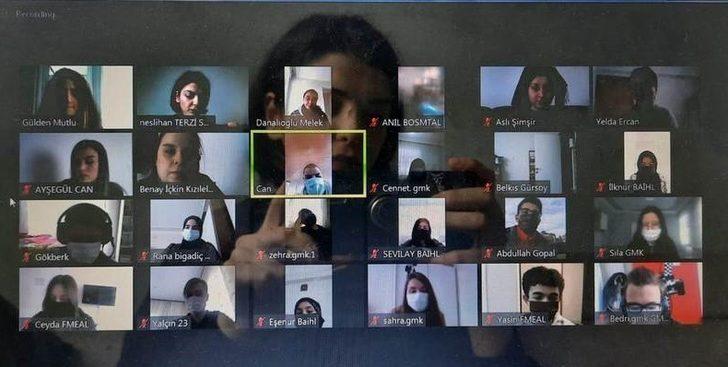 Öğretmenlerden İngilizce konuşma seferberliği G2