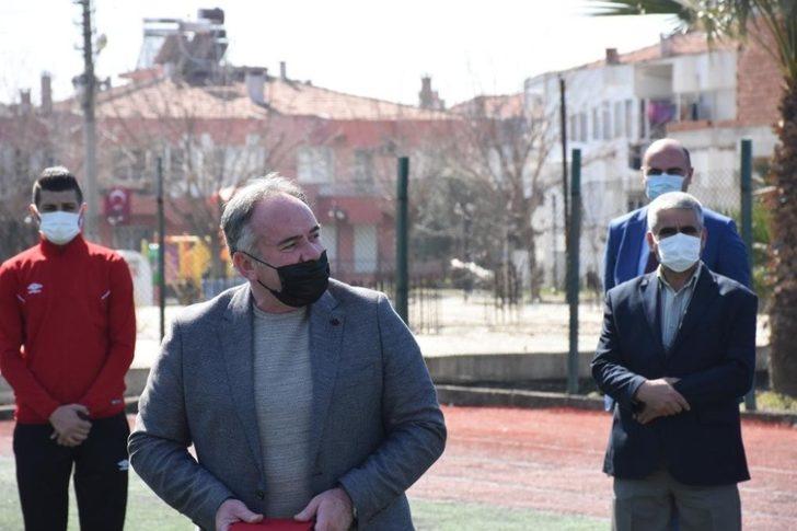 Başkan Öndeş’e spora katkılarından dolayı plaket takdim edildi G4