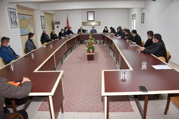 Gönen’de korona virüs tedbirleri toplantısı G3