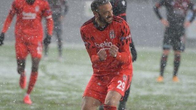 Beşiktaş kadrosunda 2 eksik var