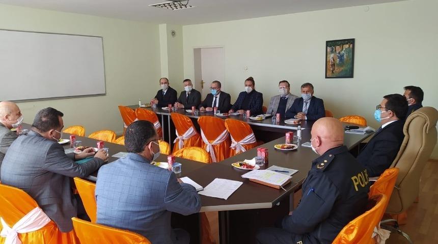 Alaçam’da korona virüsle mücadele toplantısı