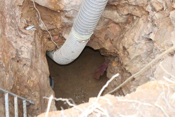 (Özel) Sarıyer’de defineciler 15 metre derinlikte suçüstü yakalandı G3