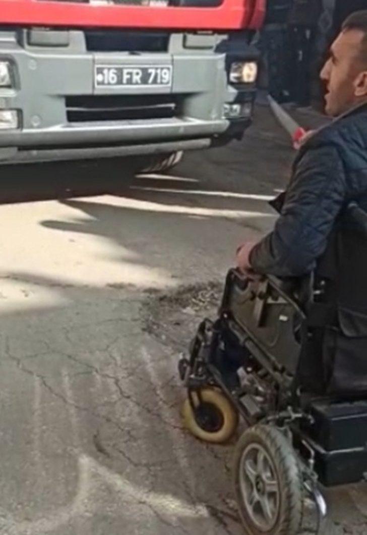 Evini yaktı, söndürmek isteyen itfaiye ekiplerine bıçakla direndi G2