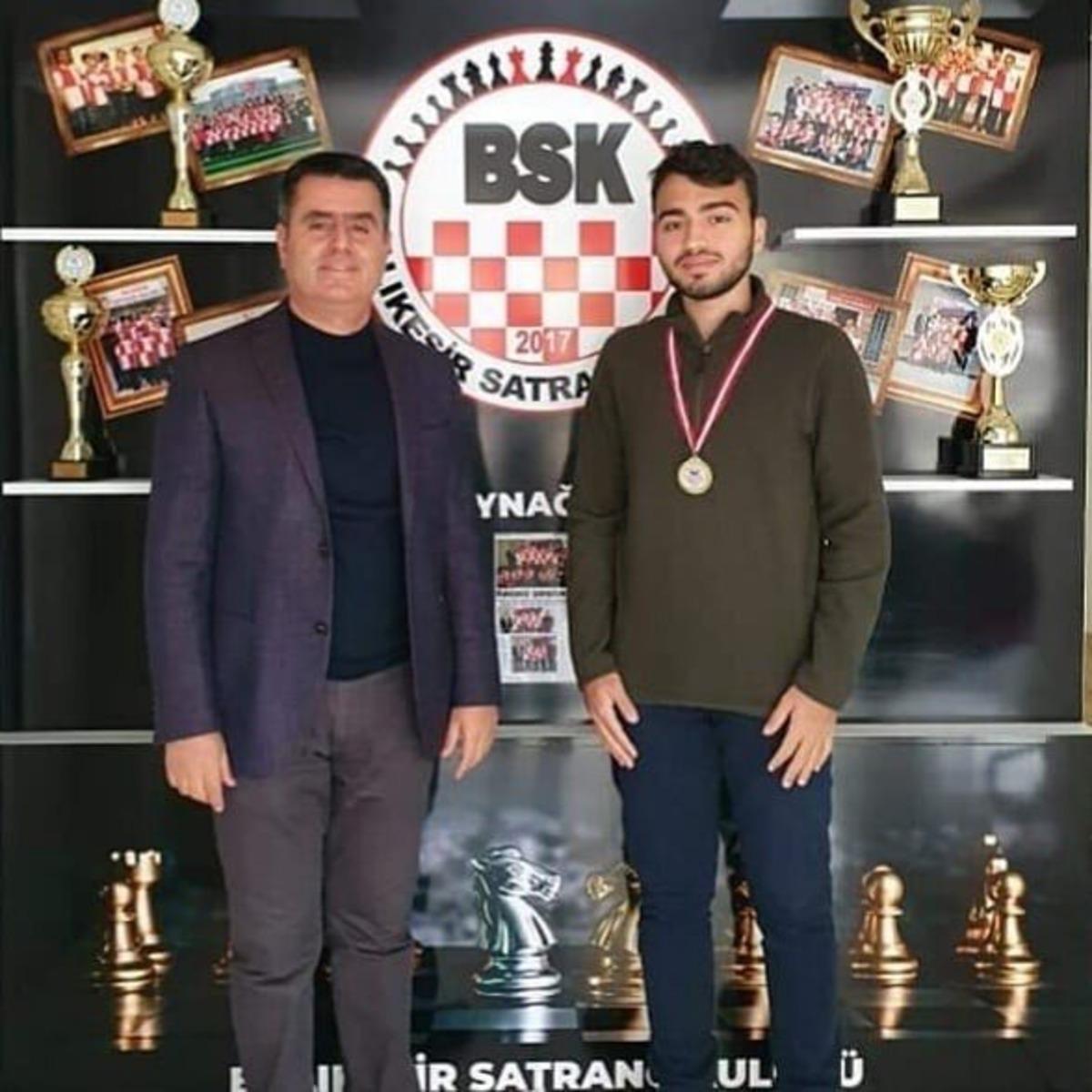 Yeni yılın satran&ccedil;taki ilk şampiyonları